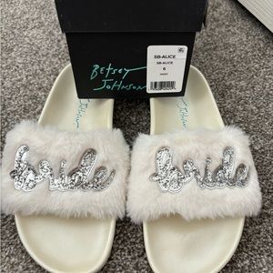 Betsey Johnson BRIDE FLOPS